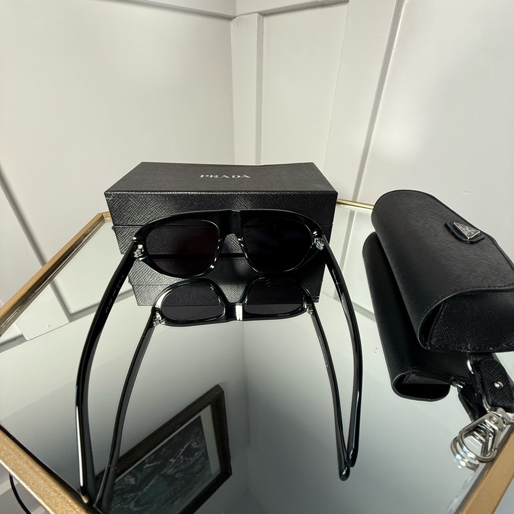 Prada Black Women's Sunglasses - Picture 5 of 12